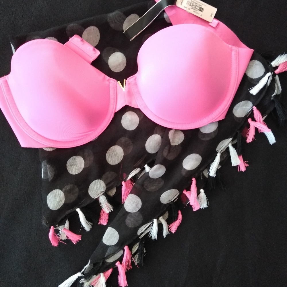 NWT Victoria secret 34C pink bras